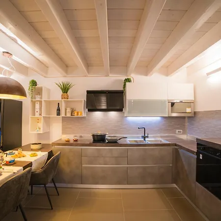 Sweet Loft Maglie
